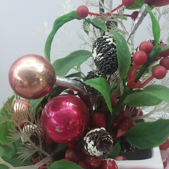 Beautiful Vintage Relpo Christmas Train planter with decor - Picture 4 of 5